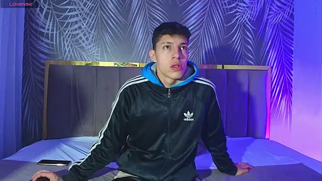 thiago19s online show from 12/05/25, 07:55