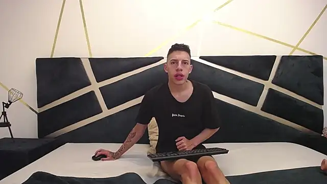 thiago19s online show from 02/08/25, 03:31