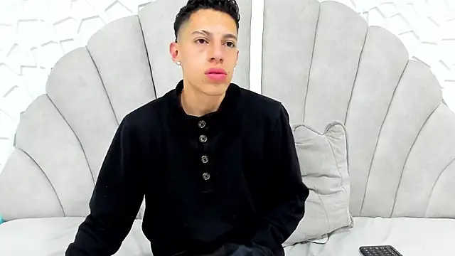 thiago19s online show from 03/15/25, 06:32