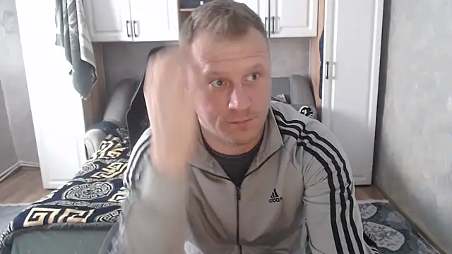 ANGELALEXYNO2024 online show from 11/14/25, 09:24