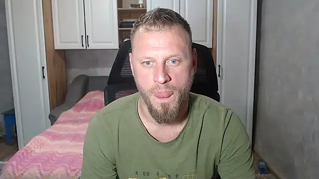 ANGELALEXYNO2024 online show from 10/30/25, 07:22