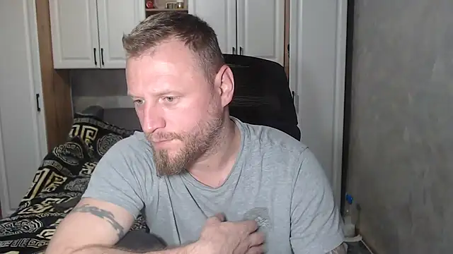 ANGELALEXYNO2024 online show from 11/05/25, 03:48