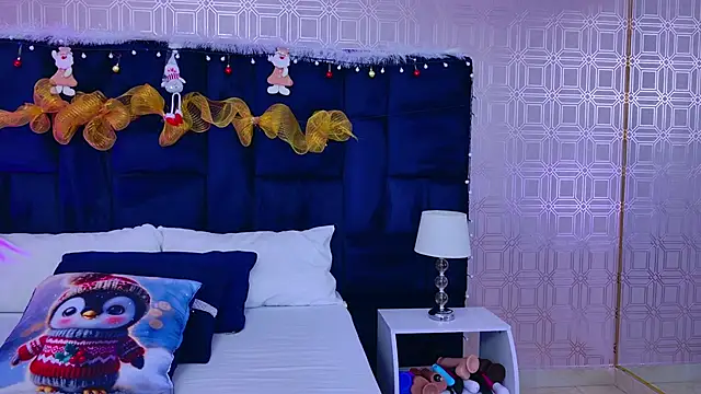 LexaDeRusso online show from 12/14/25, 12:44