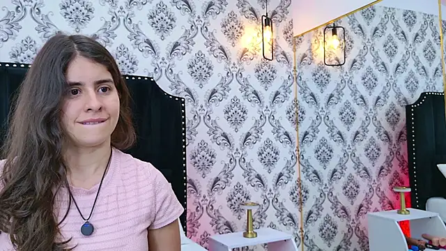 LexaDeRusso online show from 11/21/25, 07:57