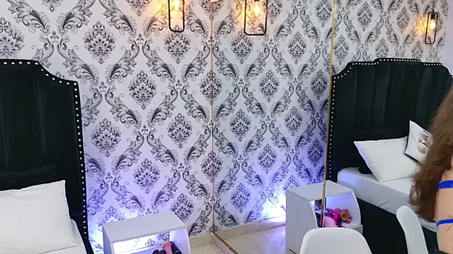 LexaDeRusso online show from 09/15/25, 07:47