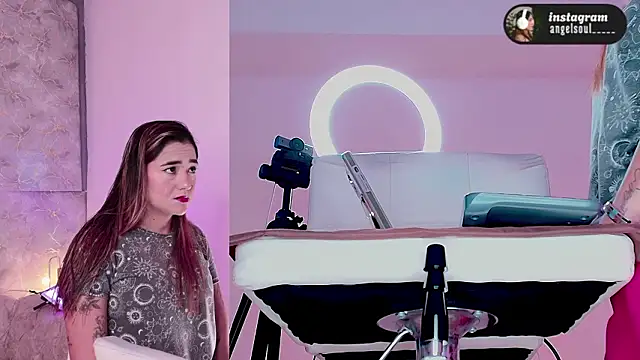 Angelst   online show from 03/21/26, 08:04