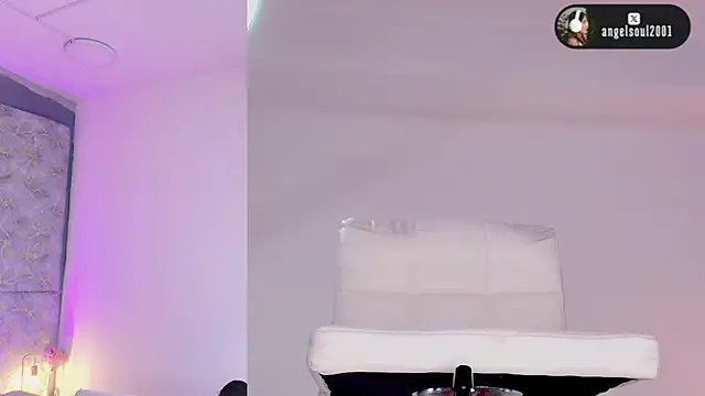 Angelst   online show from 02/15/26, 08:13