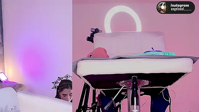 Angelst   online show from 03/07/26, 08:21