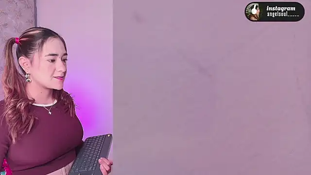 Angelst   online show from 03/09/26, 08:18