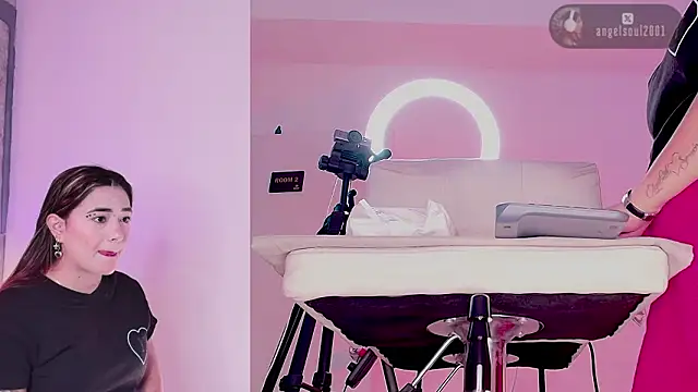 Angelst   online show from 03/12/26, 08:18