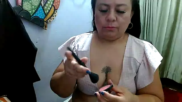 CanelaCollins online show from 02/01/26, 06:33