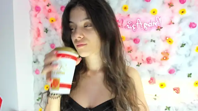 BabyAylin online show from 02/05/25, 05:09