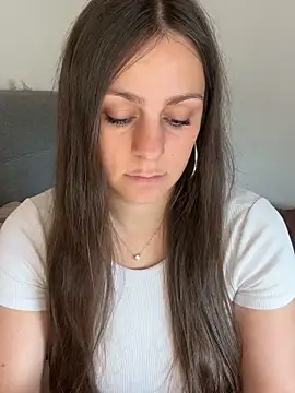 Loella-Rose online show from 09/28/25, 11:50