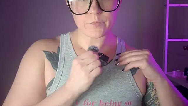 quinnmariexo online show from 02/14/26, 11:05