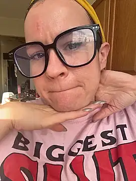 quinnmariexo online show from 01/11/26, 06:59