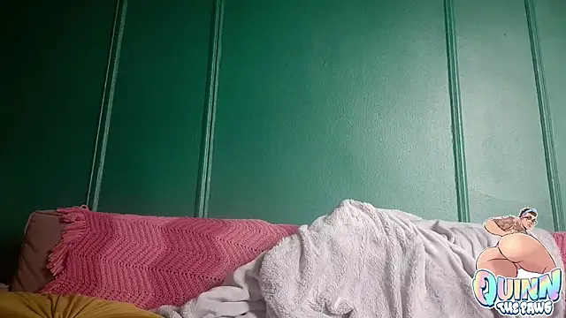 quinnmariexo online show from 12/21/25, 05:14