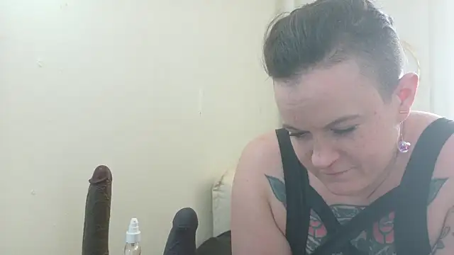 quinnmariexo online show from 03/24/26, 07:25