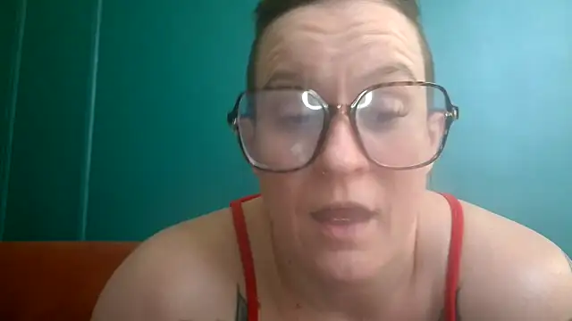 quinnmariexo online show from 10/22/25, 02:27