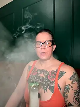 quinnmariexo online show from 10/07/25, 11:06