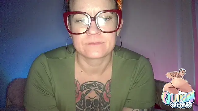 quinnmariexo online show from 11/12/25, 11:19