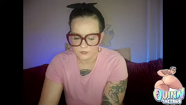 quinnmariexo online show from 11/19/25, 09:59