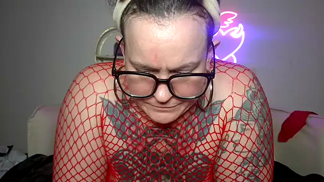 quinnmariexo online show from 02/05/26, 04:30