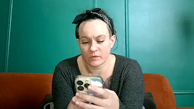 quinnmariexo online show from 10/20/25, 09:15