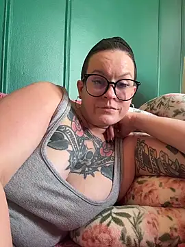 quinnmariexo online show from 03/18/26, 05:36