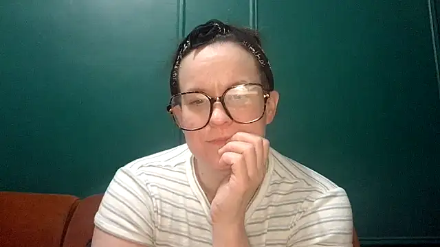 quinnmariexo online show from 10/23/25, 02:32