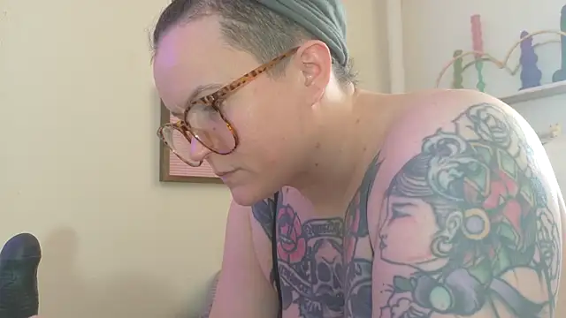 quinnmariexo online show from 03/10/26, 07:18