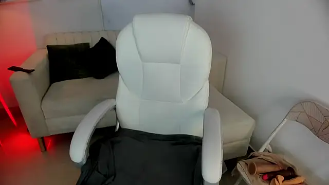 youpinkgirl  online show from 09/11/25, 08:20