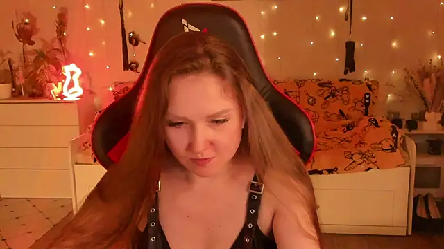 desperatehousewife   online show from 11/09/25, 06:12