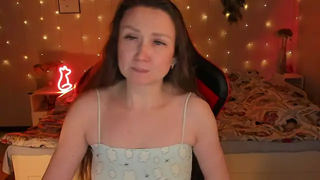 desperatehousewife   online show from 04/04/26, 07:09