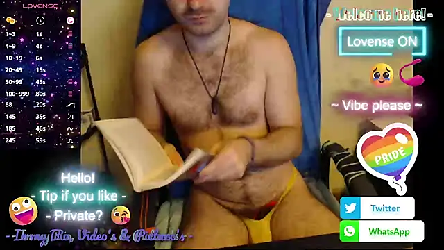 Snapshot of RealManHaveHairy chatting on 11/21/25, 06:12 RealManHaveHairy online show from 11/21/25, 06:12