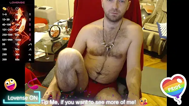Snapshot of RealManHaveHairy chatting on 03/11/25, 07:25 RealManHaveHairy online show from 03/11/25, 07:25