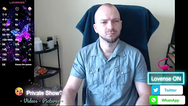 Snapshot of RealManHaveHairy chatting on 06/05/26, 04:28 RealManHaveHairy online show from 06/05/26, 04:28
