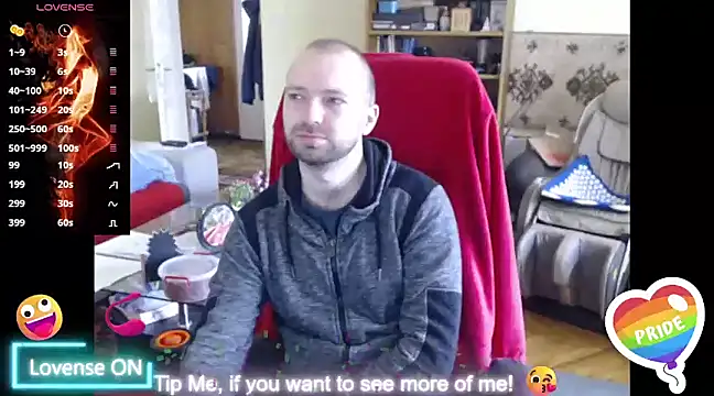 Snapshot of RealManHaveHairy chatting on 03/17/25, 11:00 RealManHaveHairy online show from 03/17/25, 11:00