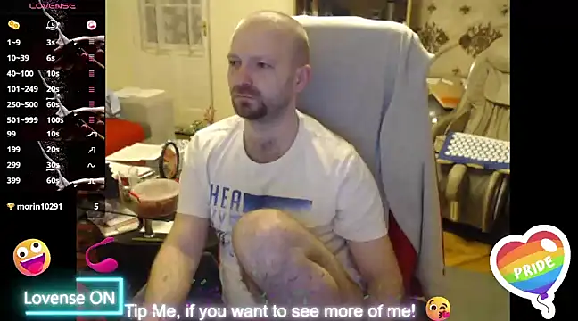 Snapshot of RealManHaveHairy chatting on 03/22/25, 09:10 RealManHaveHairy online show from 03/22/25, 09:10