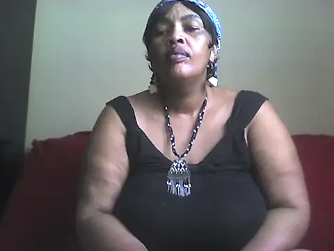 Snapshot of SexxyBoob chatting on 10/19/25, 11:24 SexxyBoob online show from 10/19/25, 11:24