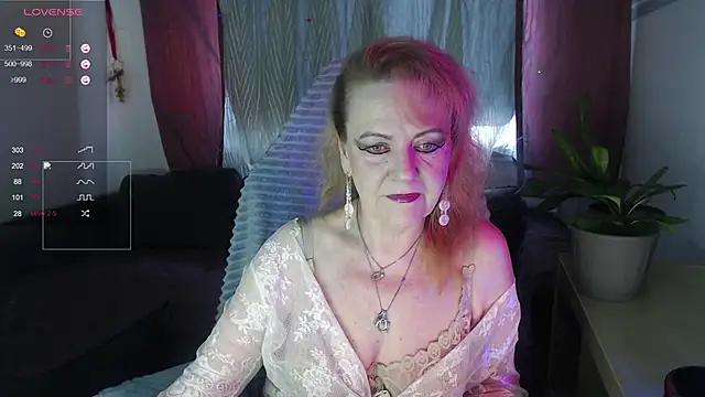 Snapshot of Liset_Monro chatting on 05/13/26, 05:25 Liset Monro online show from 05/13/26, 05:25