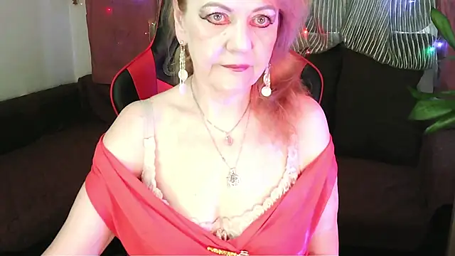 Snapshot of Liset_Monro chatting on 06/16/26, 02:11 Liset Monro online show from 06/16/26, 02:11