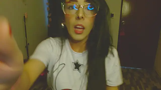 ella peck online show from 12/21/25, 10:10