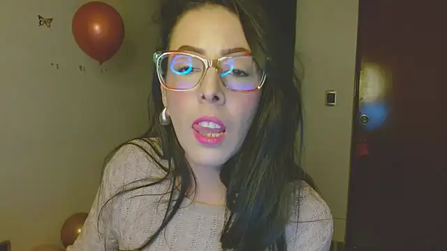 Snapshot of ella_peck chatting on 10/02/25, 03:21 ella peck online show from 10/02/25, 03:21