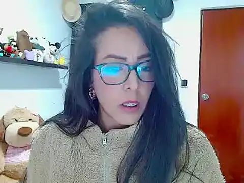 Snapshot of ella_peck chatting on 12/31/24, 05:33 ella peck online show from 12/31/24, 05:33