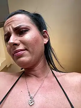 Hotmomcheckk  online show from 03/14/25, 12:51