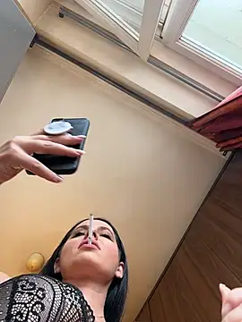 Hotmomcheckk  online show from 03/24/26, 10:26