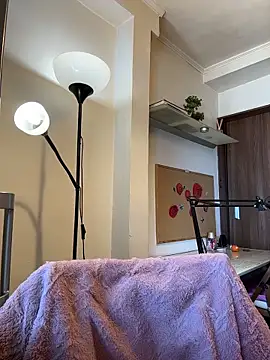 Hotmomcheckk  online show from 03/07/26, 10:54