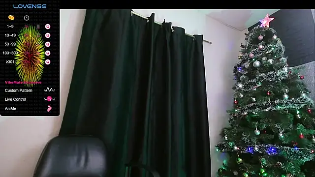 Snapshot of vale_bunny23 chatting on 12/28/24, 06:06 vale bunny23 online show from 12/28/24, 06:06