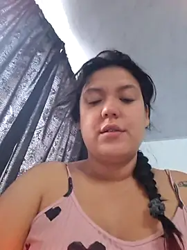 Sophie-hatter online show from 03/25/26, 12:15