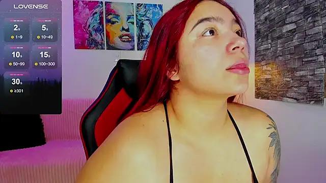 Snapshot of Ariadna_sc chatting on 12/02/25, 01:24 Ariadna sc online show from 12/02/25, 01:24